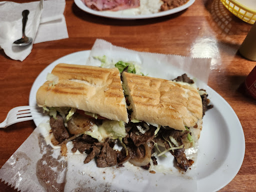 Marcela's Cafeteria - Visual
