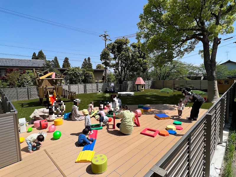 みどりの森 八幡こども園