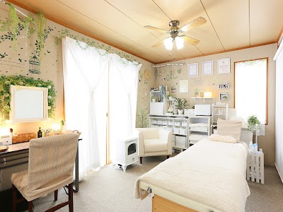 小顔矯正サロン プリュムレーヴ