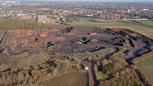 Photo n°2 de Société Recyclage De Matériaux Du Nord - Dépôt d'Avion à Avion (Carrière)