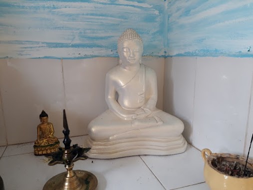 DHAMMA GAWESHI MEDITATION TRAINING CENTRE, Author: Janaka Walakuluarachchi