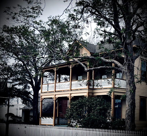 Lear/Rocheblave House - Visual