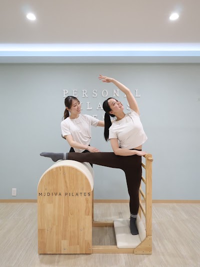 ピラティスアヴニール大津京店