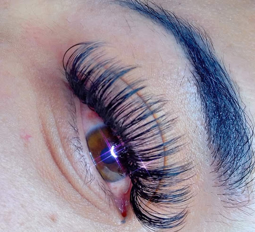 Misaelo's barber shop y Diva Lash makeup studio - Thumbnail