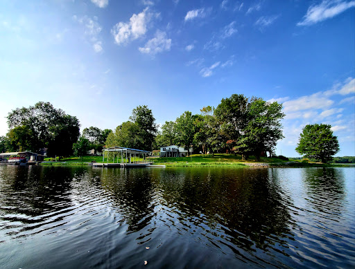 Lakeside Retreat at Lake of Egypt - Thumbnail