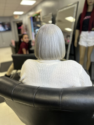 Lucy Moda Salon - Visual