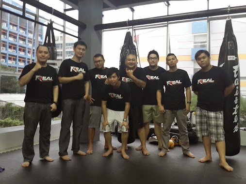 REAL Muay Thai, Author: REAL Muay Thai