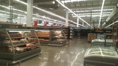 Photos of Hipermercado L&iacute;der