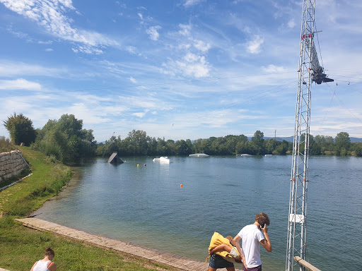 Wake Totem Park - Tow-Nautique Mâconnais-Beaujolais | - Thumbnail