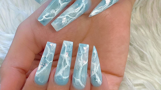 EmE Nails and Cosmetics