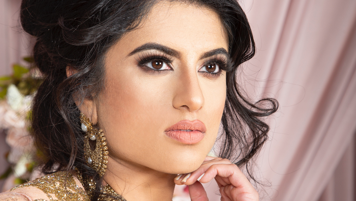 Mariya kiani Bridal Makeup Artist - Makeup Artists in Enfield