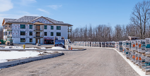 Trailside Square - Visual