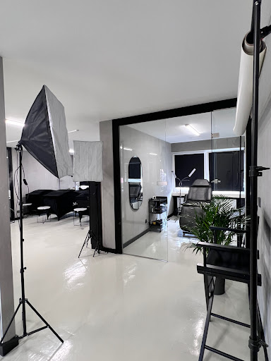 MINX - STUDIOS - Visual
