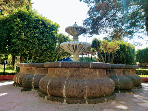 CORONEO, GUANAJUATO Jardín Central - Thumbnail