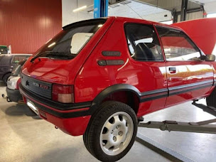 Photo n°7 de OMG PERFORMANCE à Taillades (Atelier de mécanique automobile)