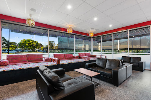 MiddleMist Lounge & Bar - Thumbnail