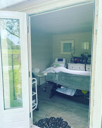 Lisa's Beauty Lounge