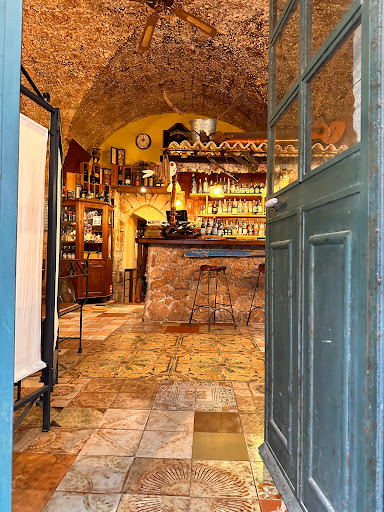 Vecchio Pub 1979 - Visual
