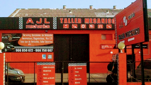 Castrol Service AJL Mechanics