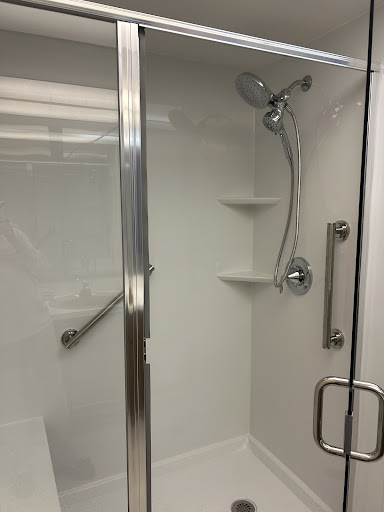 Baths R Us - Visual