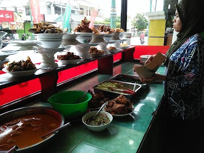 photo of Rumah Makan Padang Abang Adek