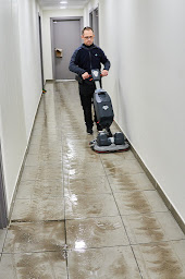 Photo n°5 de NetéCLAIR - Nettoyage d'immeubles à Marseille (Services de nettoyage)