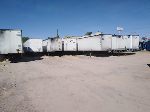 Pensión y Lavado de Trailers Autolavado Express Irapuato Gallery - Mexico