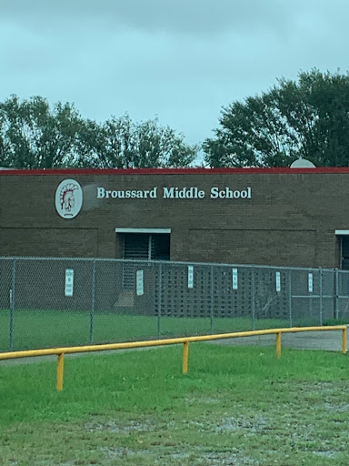 Broussard Middle School - Thumbnail