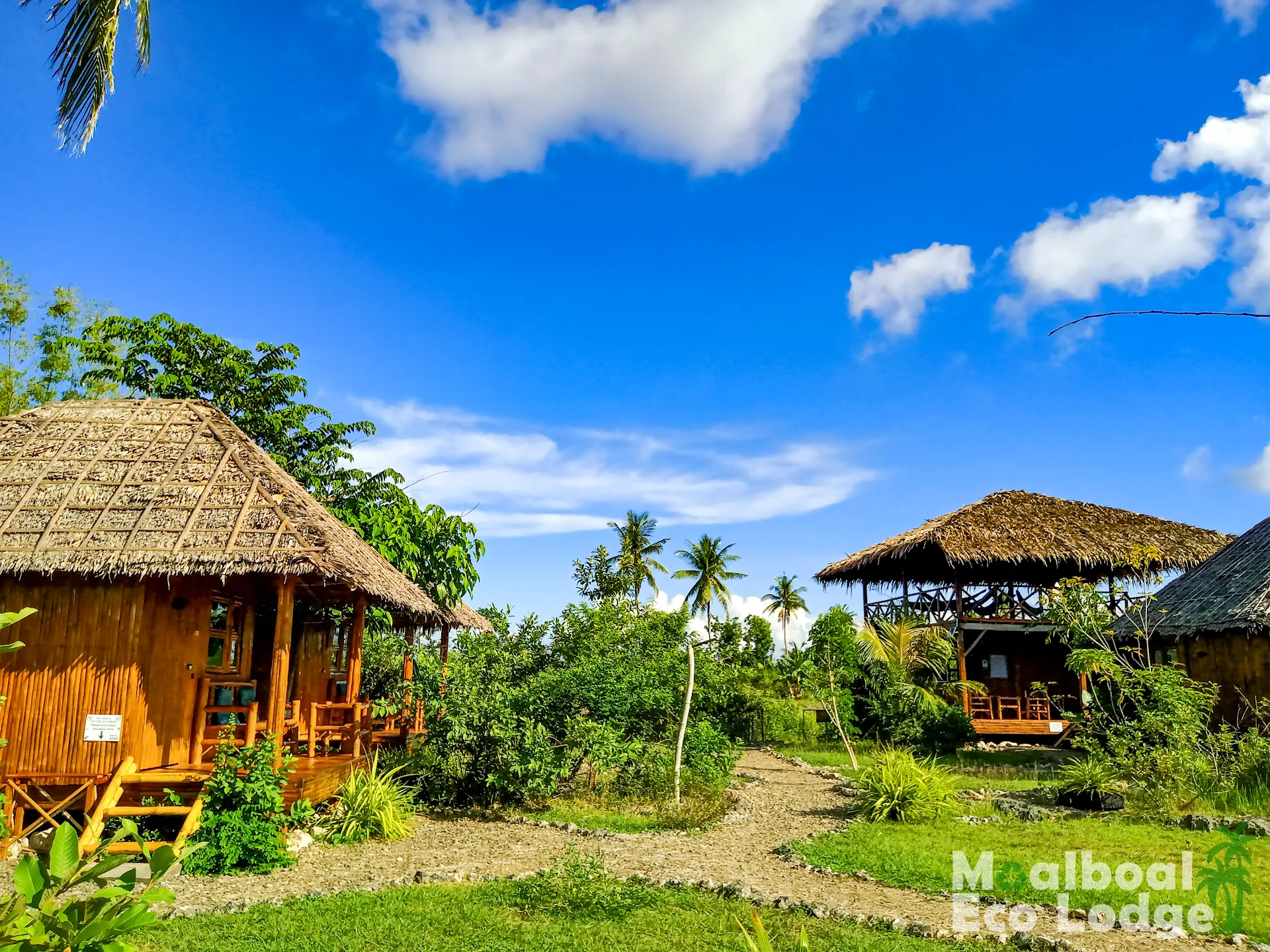 Moalboal Eco Lodge