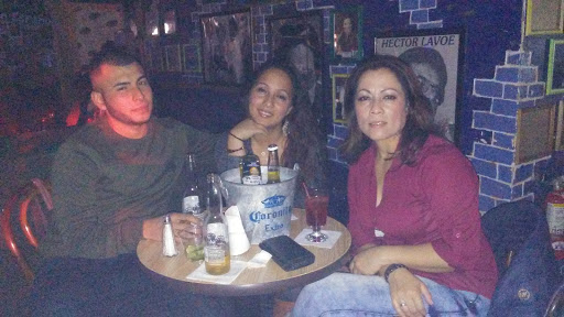 Genny's Sports Bar - Thumbnail