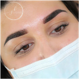 Photo n°23 de Pia dermobeauté Maquillage permanent Montpellier à Lattes (Institut de beauté)