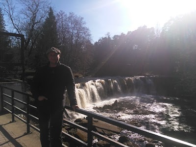 Photos of Merem&otilde;isa varemed