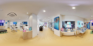 Photo n°3 de Boutique SFR Cluses à Cluses (Opérateur téléphonique)