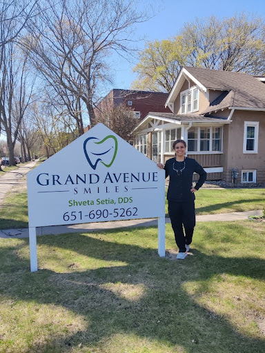 Grand Avenue Smiles - Thumbnail