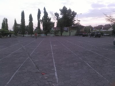 Photos of Lapangan Parkir Tegalrejo