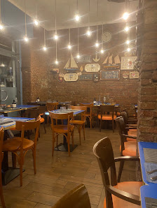 Enoteca Con Cucina Di Pesce Via Gustavo Fara, 14, 20124 Milano MI