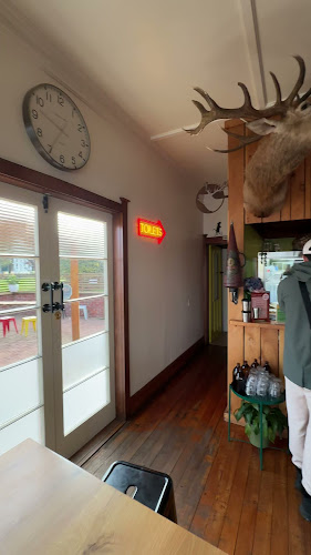 Reviews of Roasted x Toasted by ROAR COFFEE in Invercargill - Coffee shop