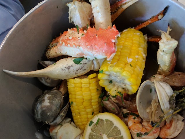 Crabs Claw Inn