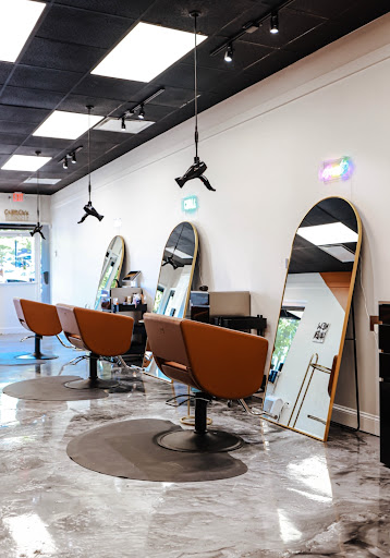 1eleven salon - Thumbnail