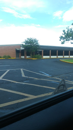 R.B. Hunt Elementary School - Thumbnail