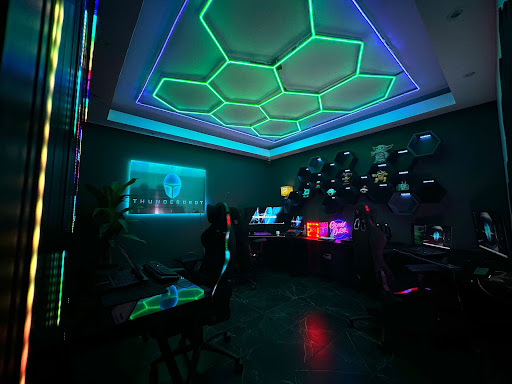 Thunderobot - Visual