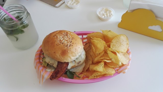 culpa da vontade - hamburgueria | café