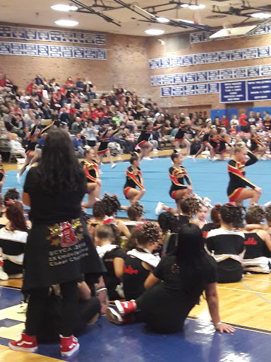 Hauppauge High School - Thumbnail
