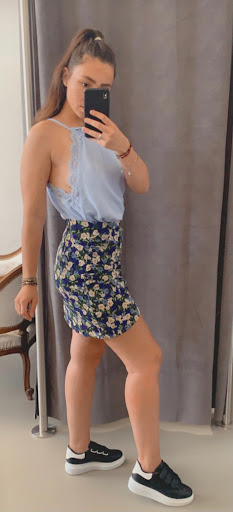 One Day Outfit - Thumbnail