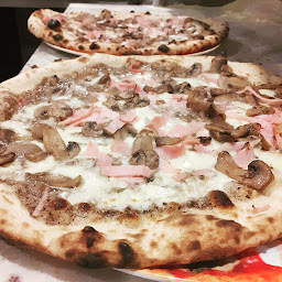 Photo n°8 de O' Vesuvio gusto napoletano à Nîmes (Pizzeria)