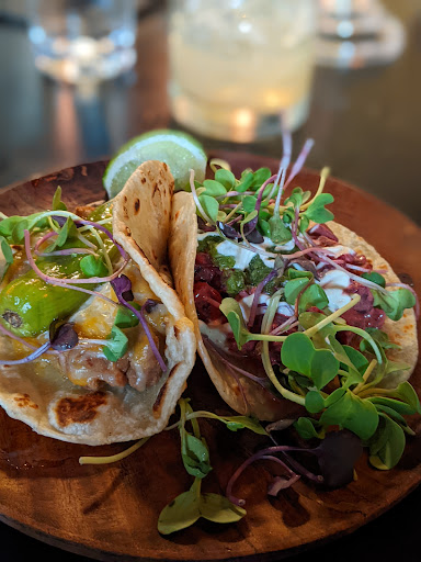 Dos Gatos Gastropub - Thumbnail