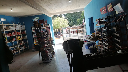 Tortilleria Y Abarrotes "LEON"