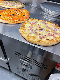 Photo n°9 de La Tour de Pizz' à Lafrançaise (Pizzas à emporter)