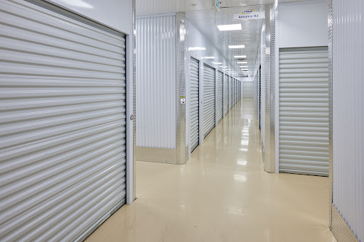 DYMON Storage Etobicoke - Thumbnail