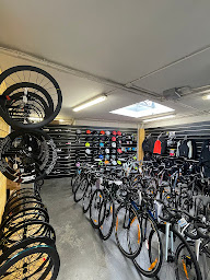 Photo n°19 de La Boutique du Vélo à Le Port-Marly (Magasin de vélos)